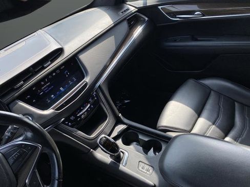 Used 2019 Cadillac XT5 Platinum AWD/4WD image 25