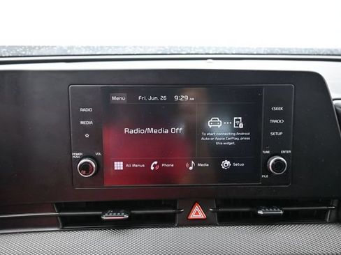 Used 2025 Kia Sportage LX FWD image 19