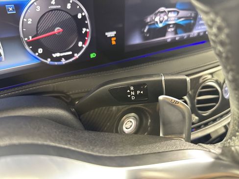 Used 2018 Mercedes-Benz S 63 AMG S 4MATIC Sedan image 17