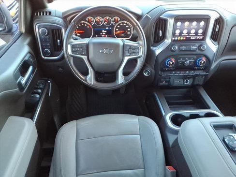 Used 2021 Chevrolet Silverado 1500 LT Trail Boss w/ Convenience Package II image 16