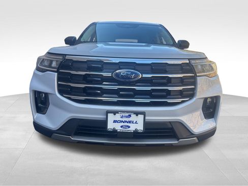 New 2026 Ford Explorer Active w/ Active Comfort Package image 10