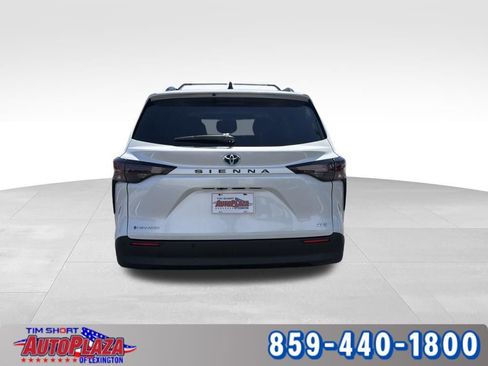 Used 2025 Toyota Sienna XLE w/ XLE Plus Package AWD/4WD image 6