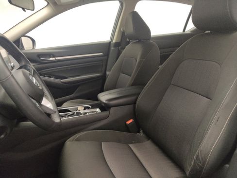 Used 2021 Nissan Altima 2.5 SV w/ SV Premium Package FWD image 17