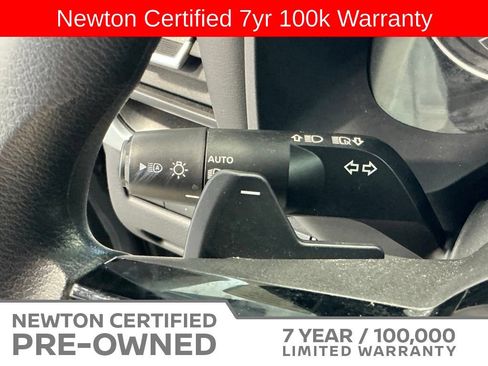 Used 2023 Nissan Rogue SV FWD image 31