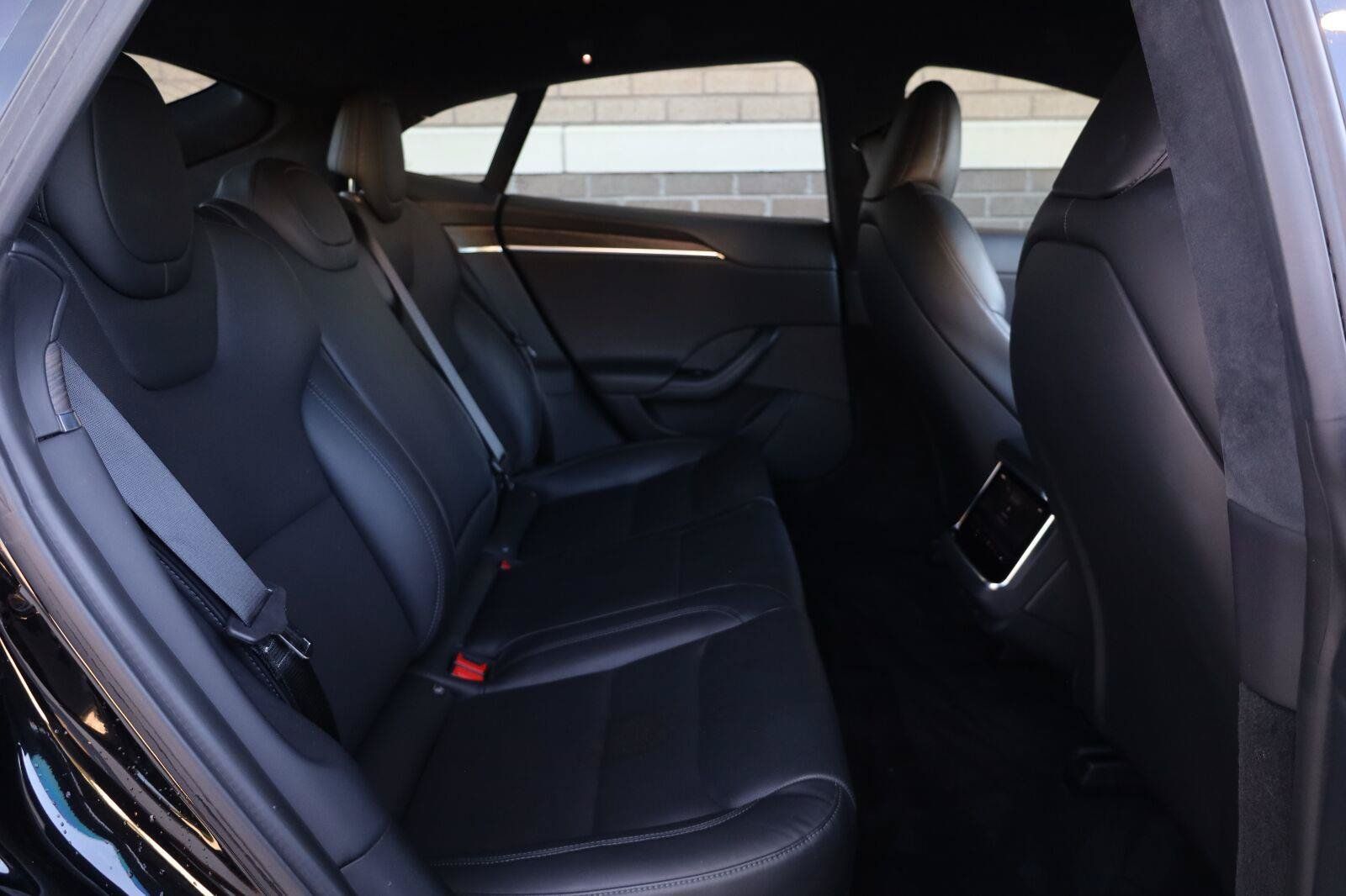 Used 2022 Tesla Model S Standard Range AWD/4WD image 25