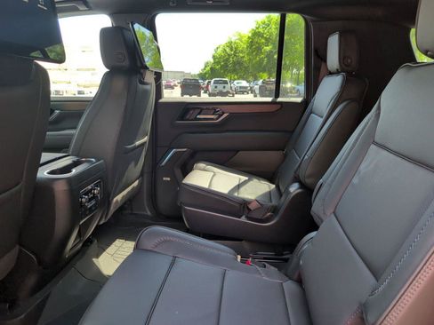 New 2026 GMC Yukon XL Denali w/ Denali Reserve Package AWD/4WD image 51