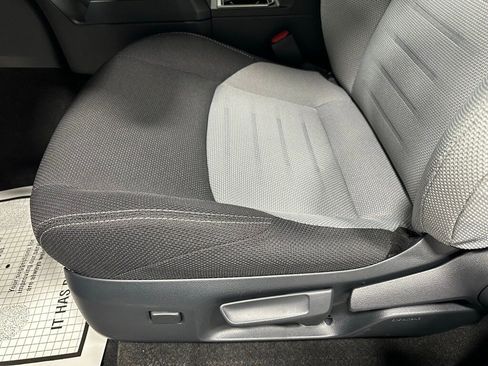 Used 2025 Toyota 4Runner TRD Off-Road image 14