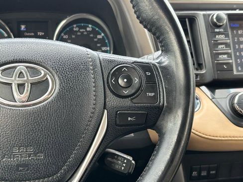Used 2018 Toyota RAV4 XLE w/ Convenience Package image 19