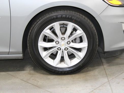 Used 2024 Chevrolet Malibu LT FWD image 12