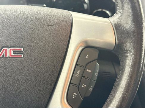 Used 2014 GMC Acadia SLT image 18