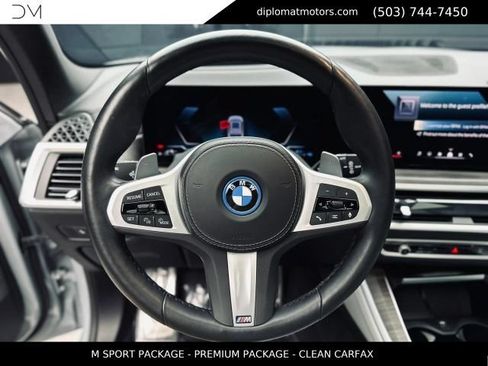 Used 2024 BMW X5 xDrive50e w/ M Sport Package AWD/4WD image 29