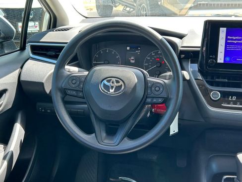 Used 2024 Toyota Corolla LE FWD image 34