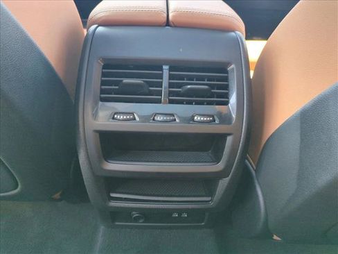 Used 2024 BMW X5 sDrive40i w/ M Sport Package RWD image 18