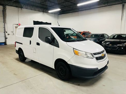 Used 2017 Chevrolet City Express LT image 4