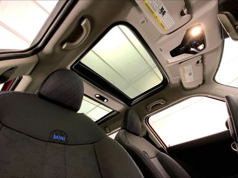 Certified 2025 MINI Cooper S image 26