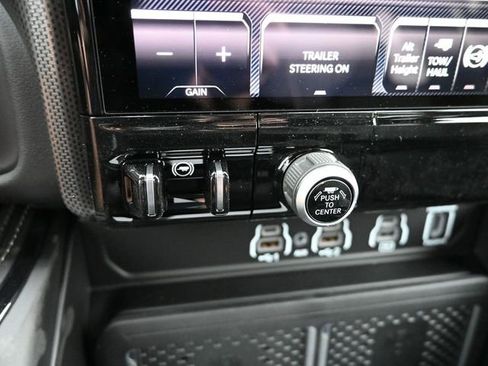 New 2026 RAM 3500 Limited image 32