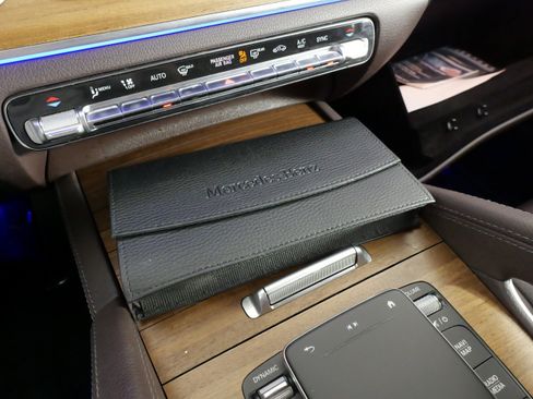 Used 2022 Mercedes-Benz GLS 450 4MATIC image 66