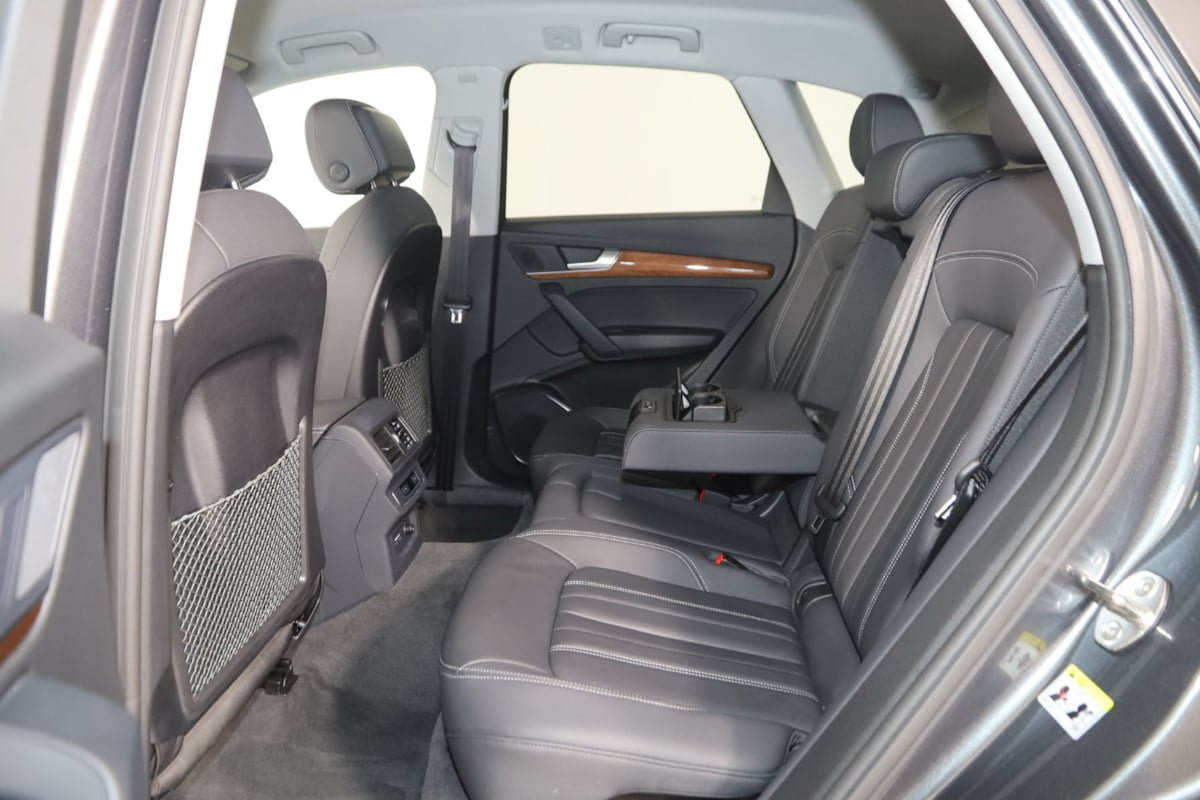 Used 2023 Audi Q5 2.0T Premium AWD/4WD image 41