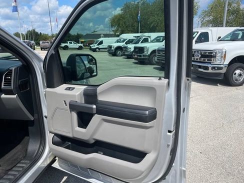 Used 2015 Ford F150 XLT AWD/4WD image 43