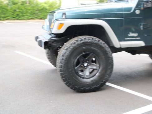 Used 2006 Jeep Wrangler X w/ Tire & Wheel Group (Ecco) AWD/4WD image 25