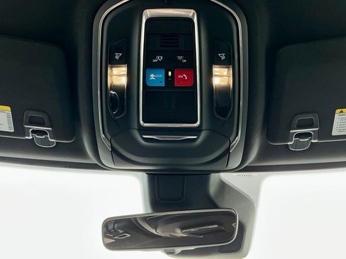 Used 2025 Jeep Grand Cherokee L Laredo image 33