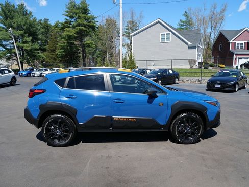 Used 2024 Subaru Crosstrek 2.5i Wilderness w/ Crosstrek Mirror Package AWD/4WD image 8