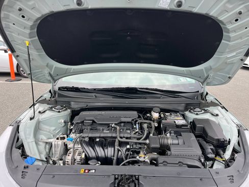 Used 2025 Kia K4 FWD image 32