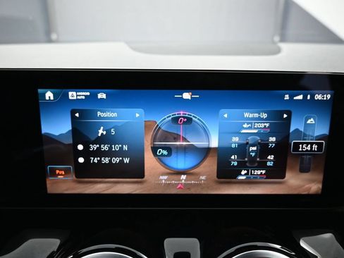 Used 2024 Mercedes-Benz GLA 35 AMG 4MATIC image 20