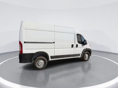 New 2026 RAM ProMaster 2500 w/ Convenience Group image 9