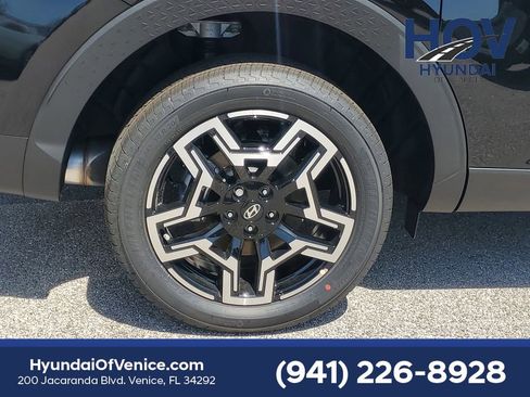 New 2025 Hyundai Santa Cruz Limited image 3