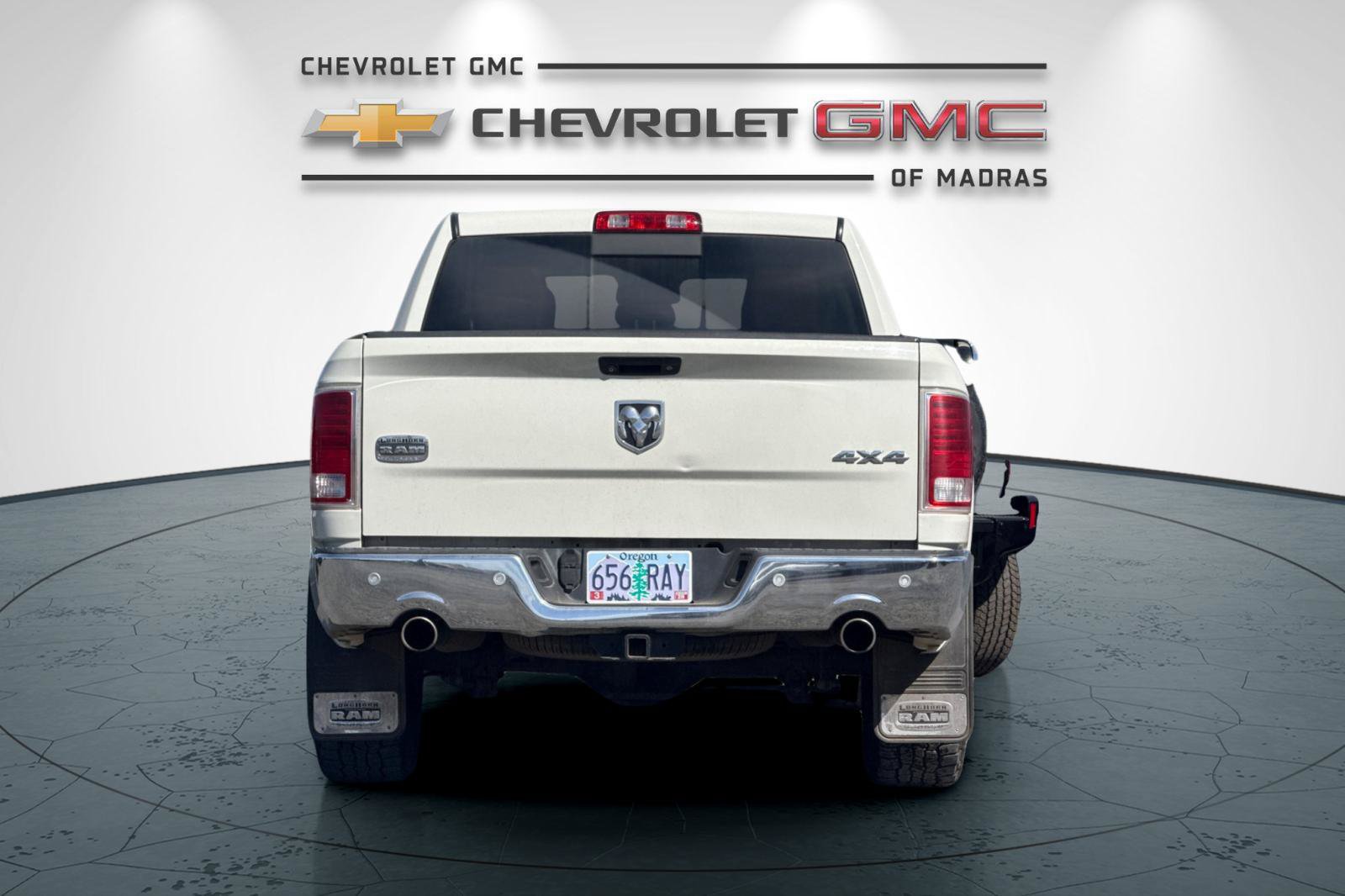 Used 2016 RAM 1500 Laramie Longhorn w/ Convenience Group AWD/4WD image 4