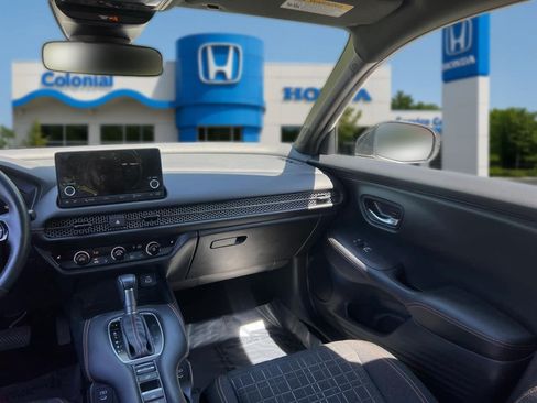 Used 2024 Honda HR-V Sport image 36