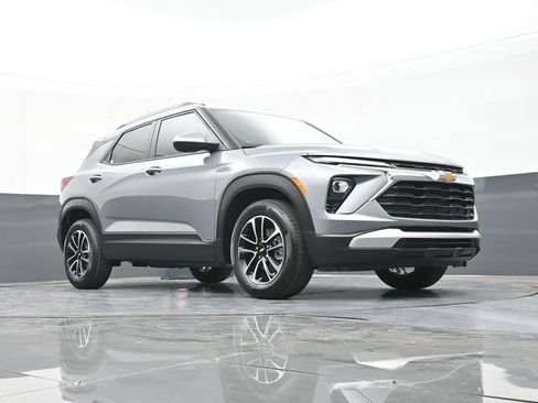 New 2026 Chevrolet TrailBlazer LT w/ Convenience Package FWD image 50