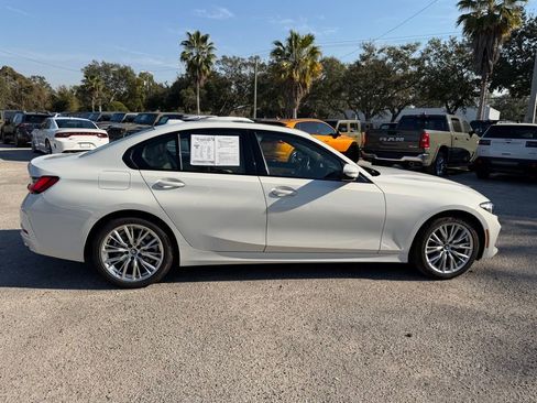 Used 2023 BMW 330i Sedan w/ Premium Package image 7