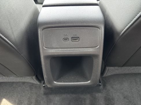 Used 2024 Chevrolet Trax RS w/ Driver Confidence Package FWD image 17