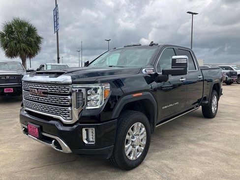 Used 2023 GMC Sierra 2500 Denali AWD/4WD image 3