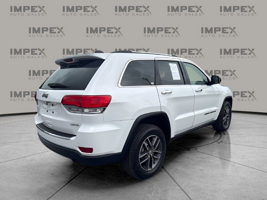 Used 2017 Jeep Grand Cherokee Limited AWD/4WD image 5