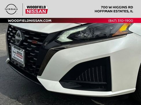 Certified 2024 Nissan Altima 2.5 SR w/ SR Premium Package AWD/4WD image 8