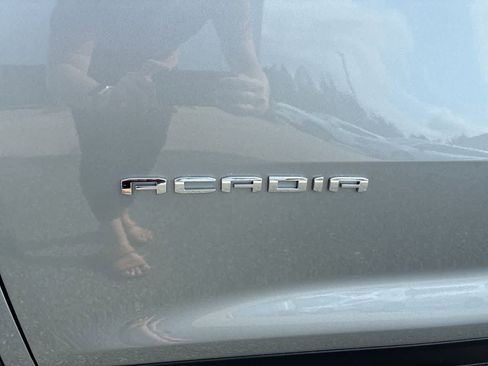 New 2026 GMC Acadia Elevation image 31