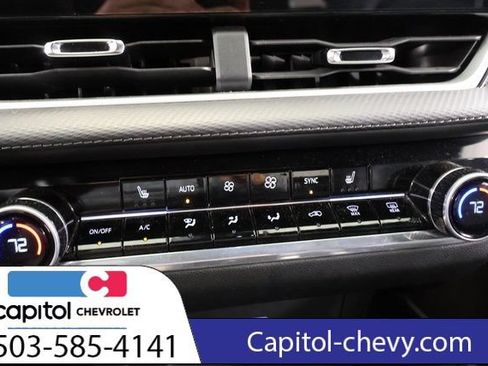 Used 2025 Chevrolet Equinox LT w/ Convenience Package II AWD/4WD image 26