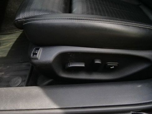 Used 2018 INFINITI Q50 Sport image 40