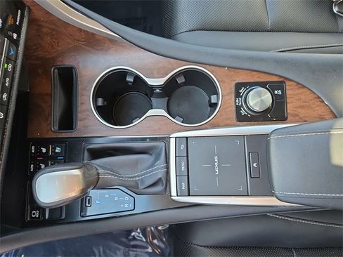 Used 2022 Lexus RX 350L FWD w/ Premium Package image 22