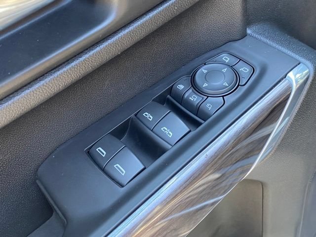 Used 2020 Chevrolet Silverado 2500 LTZ w/ Technology Package AWD/4WD image 12