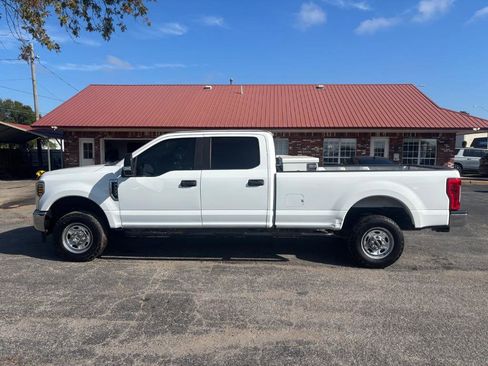 Used 2019 Ford F250 XL w/ Power Equipment Group image 2