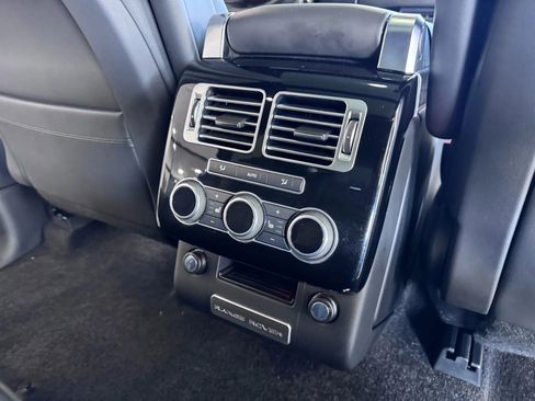 Used 2016 Land Rover Range Rover Supercharged image 17