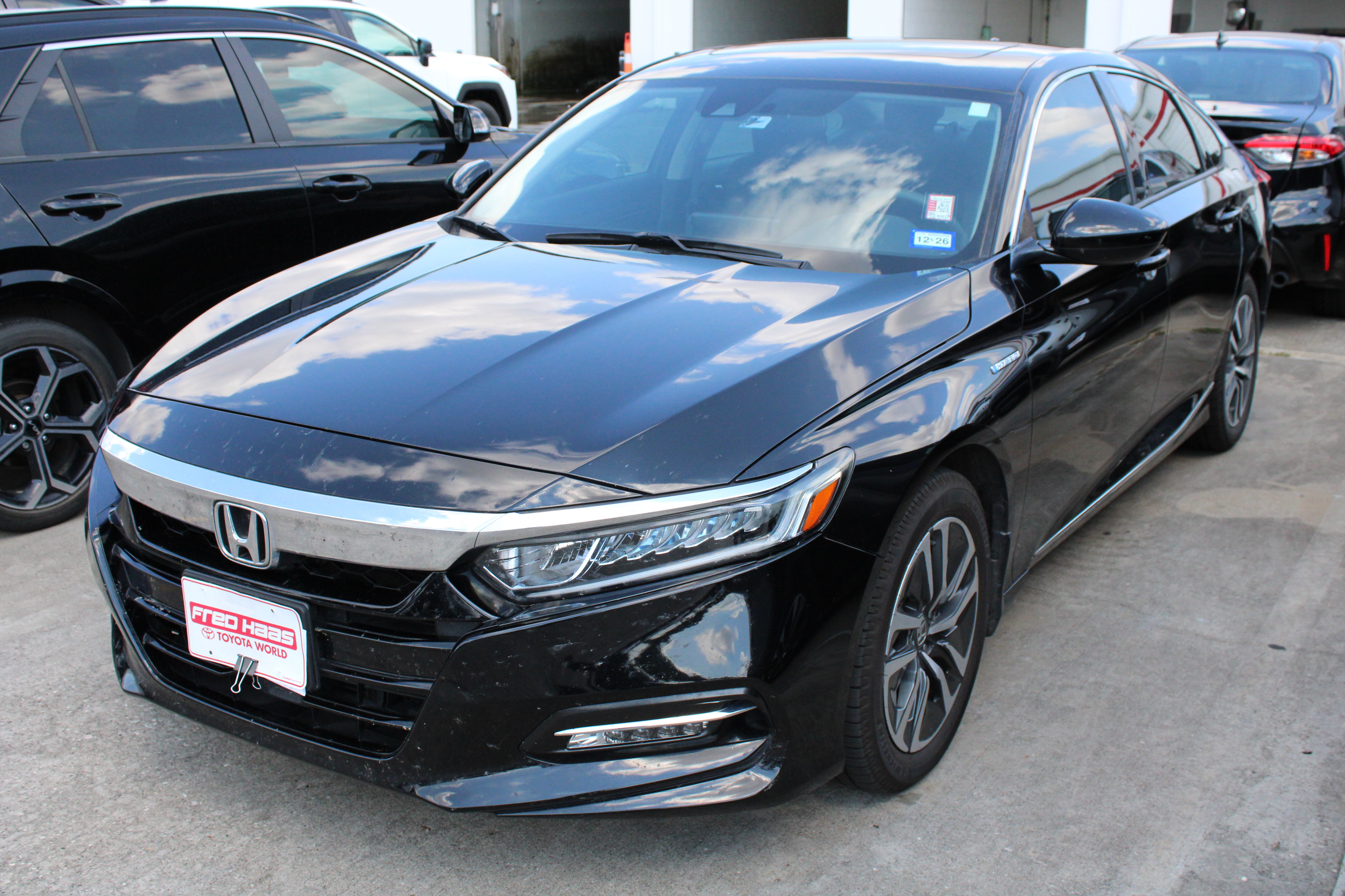 Used 2020 Honda Accord EX image 6