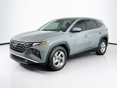 Used 2024 Hyundai Tucson SE FWD image 3