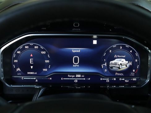 Used 2023 Chevrolet Silverado 1500 LT image 12