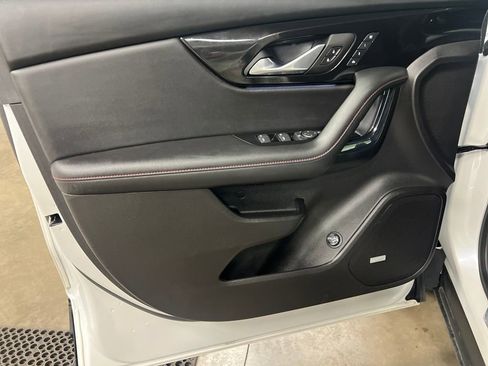 Certified 2024 Chevrolet Blazer RS w/ Driver Confidence II Package image 14