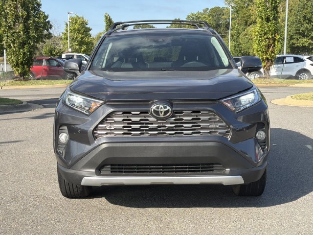 Used 2019 Toyota RAV4 Limited w/ Cold Weather Package AWD/4WD image 8